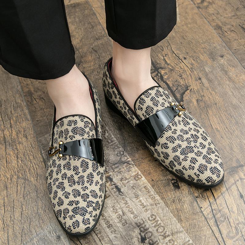 Fashion Summer Office Casual Shoes Handmade Man Loafers New Arrival Moccasins Male Soft Sole Slip-On Flats Breathable Dress Men Shoes