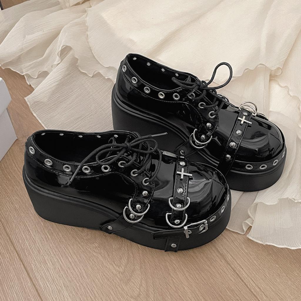 Queen Fan Black Punk Style Platform Small Leather Shoes Women's 2025 New Summer Sweet and Cool Retro Height Increasing Single Shoes