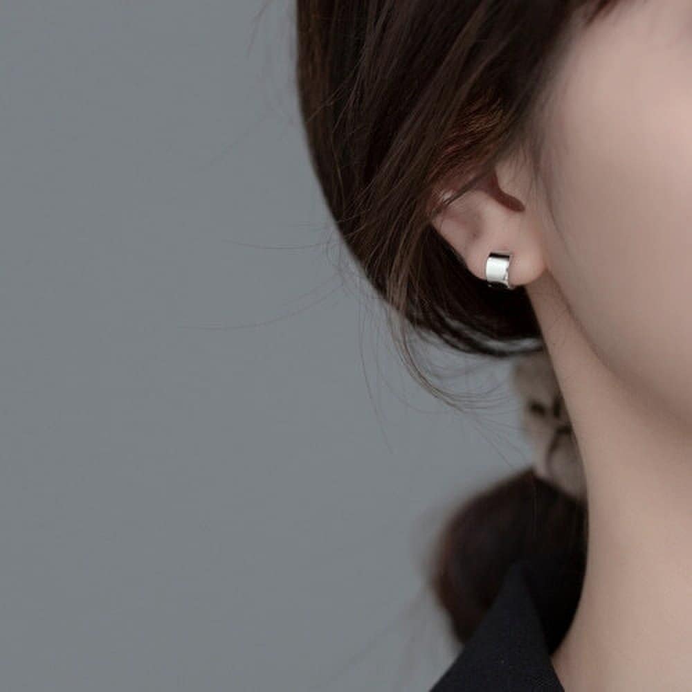 Silver 925 Simple Basic Flat One-Touch Ring Silver Earrings E116