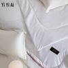 Yiyiai YJD25361 Classic Line Brushed Quilt
