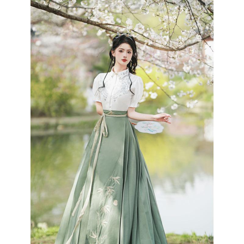Embroidered Flower Chinese Hanfu Set: Short Sleeve Top & Horse-Face Skirt