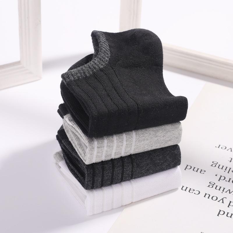 5 Pairs of Men's Spring Summer Leisure Cotton Solid Color Breathable Invisible with Short Boat Socks