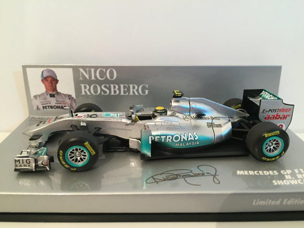 

Mercedes GP Rosberg Show Car 2011 [MINICHAMPS/Minichamps] 1/43 N.