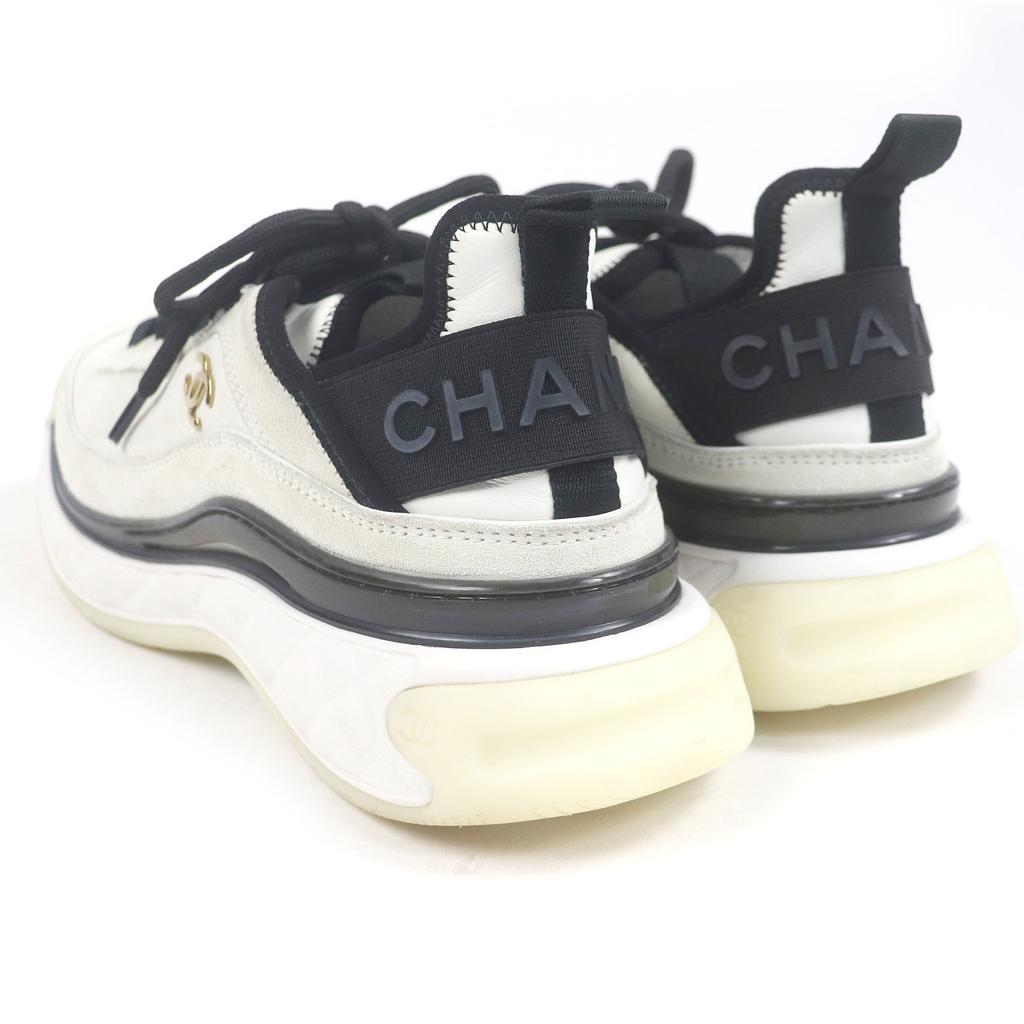 Great CHANEL Low Cut Sneakers COCO Mark Gold Metal Light Gray Suede Leather Mens 39 Used