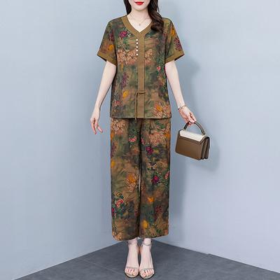 Abiti e completi – Completi con pantaloni