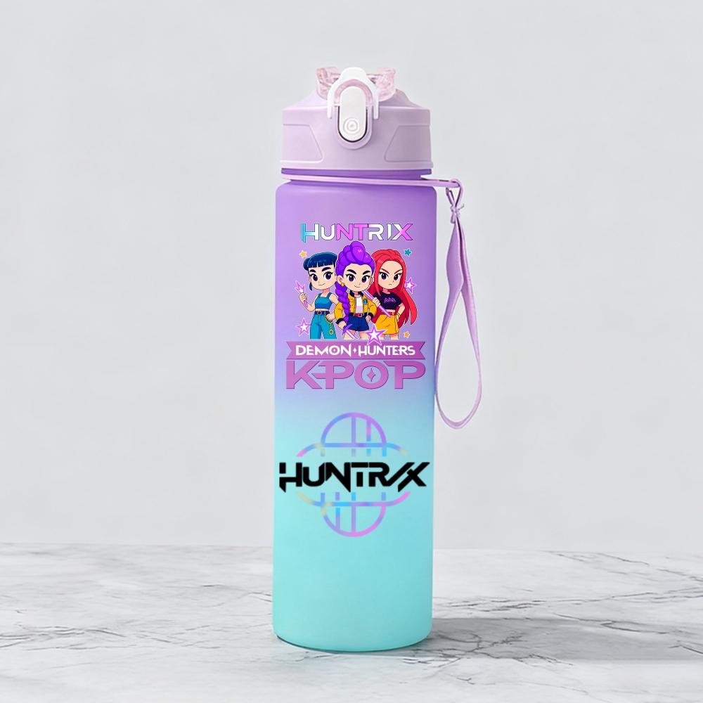 Demon Hunters Huntr Rumi Mira Zoey Jinu Celine Plastic Water Cup Pop Drinking Bottle School Huntrix Gourde ML KPOP X K 800 Kid Friendly Entertaining