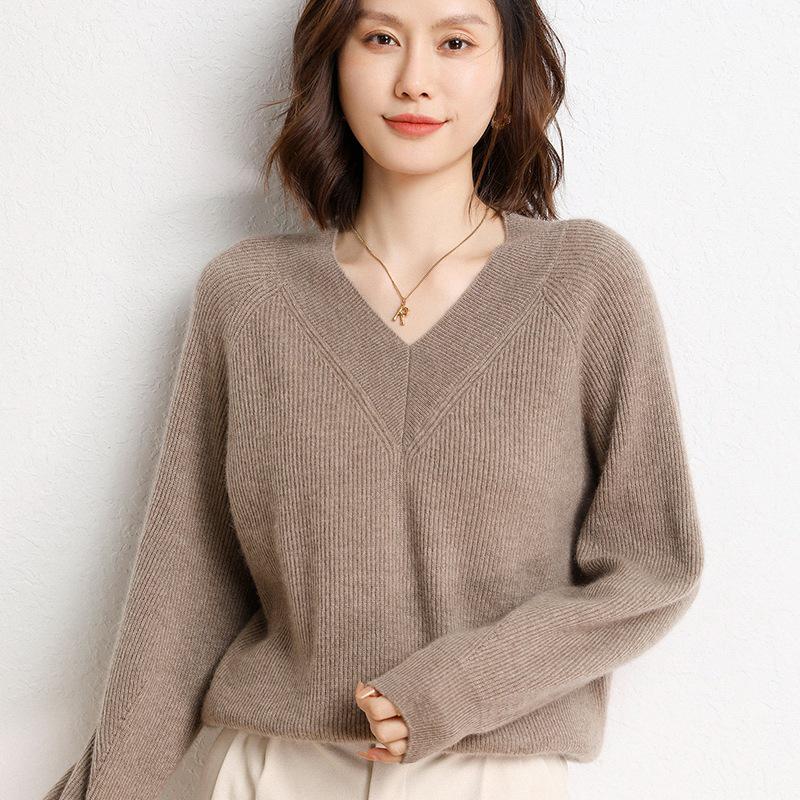 2024 Autumn/Winter Women's V-neck Cashmere Sweater - Long Sleeve, Thickened, Loose Knit Pullover