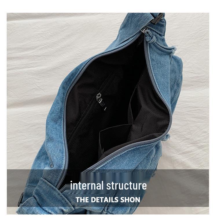 Wszechstronna torba na ramię i crossbody z teksturowanego spranego denimu 2025 z wieloma kieszeniami