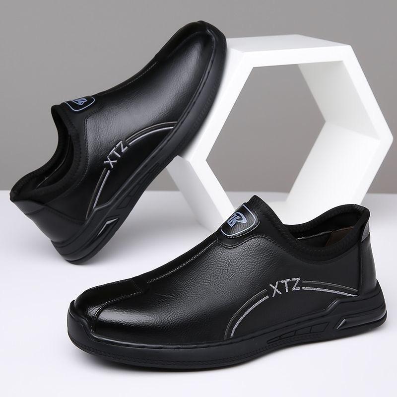 Herrenschuhe Frühling Freizeitschuhe Business Herren Lederschuhe Mittel und Alt Weiche Sohlen Ein Pedal Slipper Dad Shoes