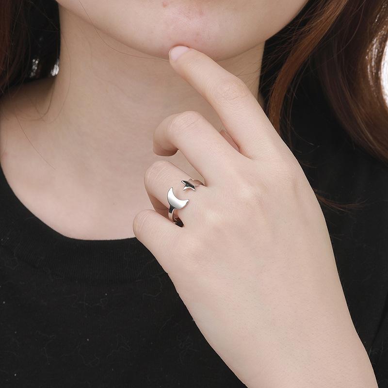 Creative and Minimalist Star and Moon Opening Ring, Fashionable Hollowed Out Design Handmade Accessory, Versatile and Personalized Ring Jewelry.