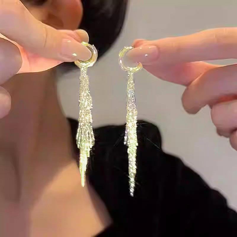 

Stainless Steel Long Pendant Earrings For Women Fashion Simple Golden Plated Luxury Ear Jewelry Daily Wear