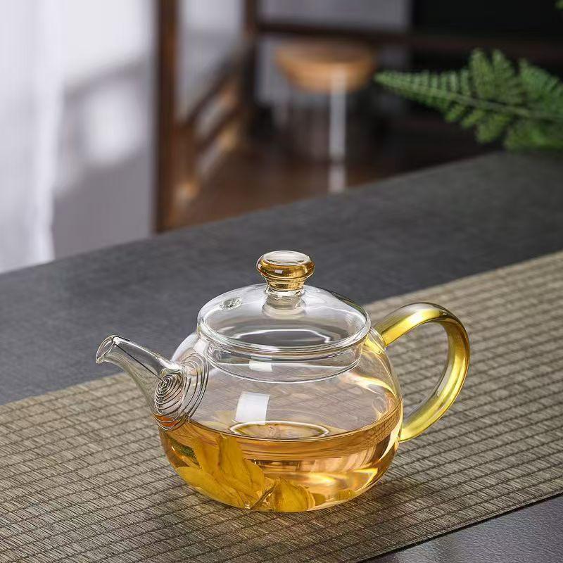 Heat-Resistant Glass Teapot with Colored Handle and Filter for Gongfu Tea