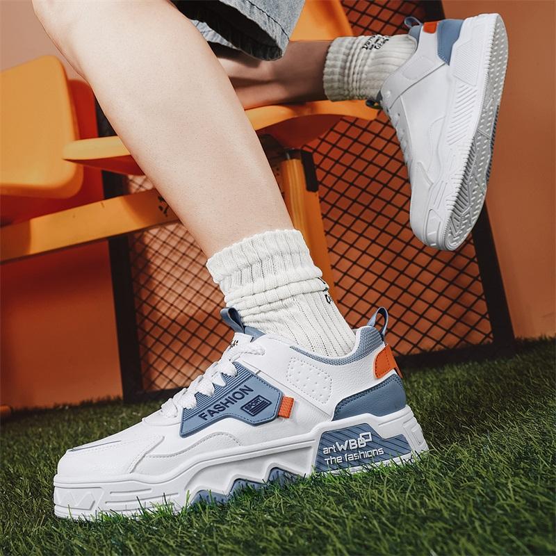 Young men's shoes low top sports shoes new breathable lace-up student trend all-match non-slip wear-resistant casual board shoes