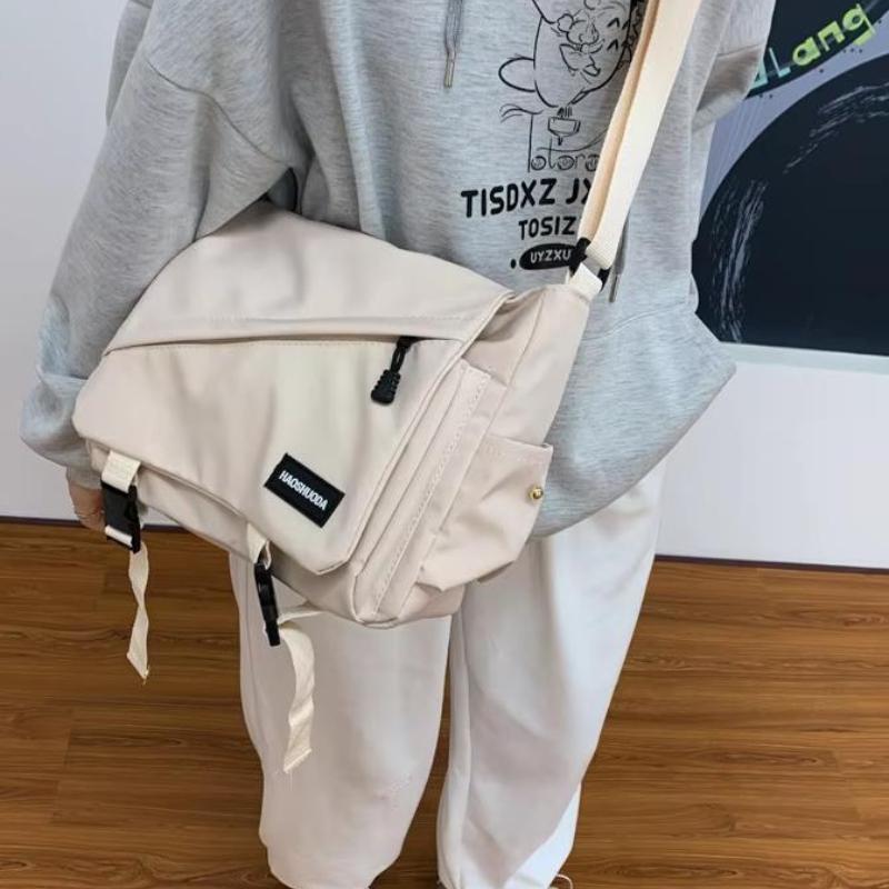 Japanese Harajuku Girl Canvas Bag Student Waterproof Nylon Messenger Bag Youth Casual Fashion Crossbody Bags for Women Satchels