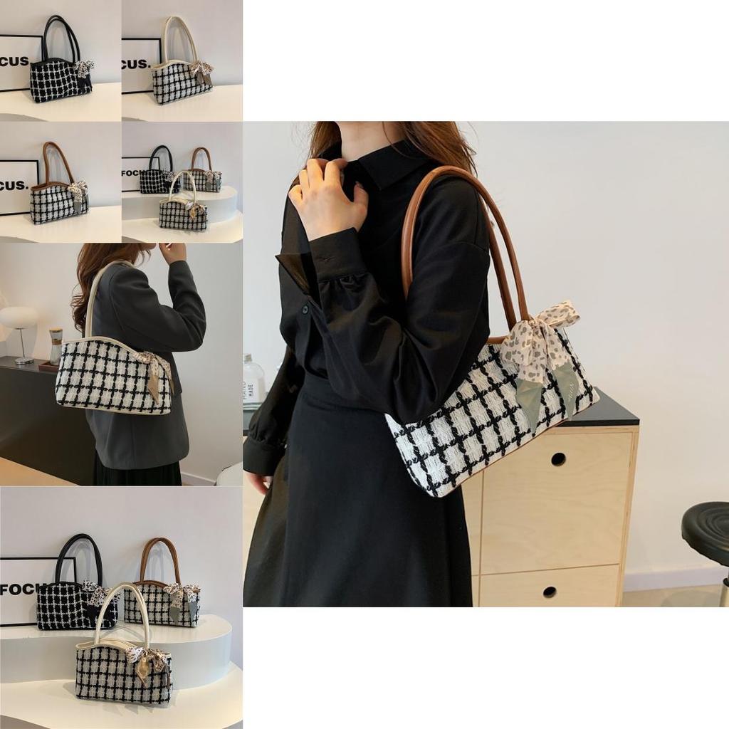 Stylish Korean Large Capacity Tote Bag For Women With Trendy Checkered Design For Spring Summer 2024