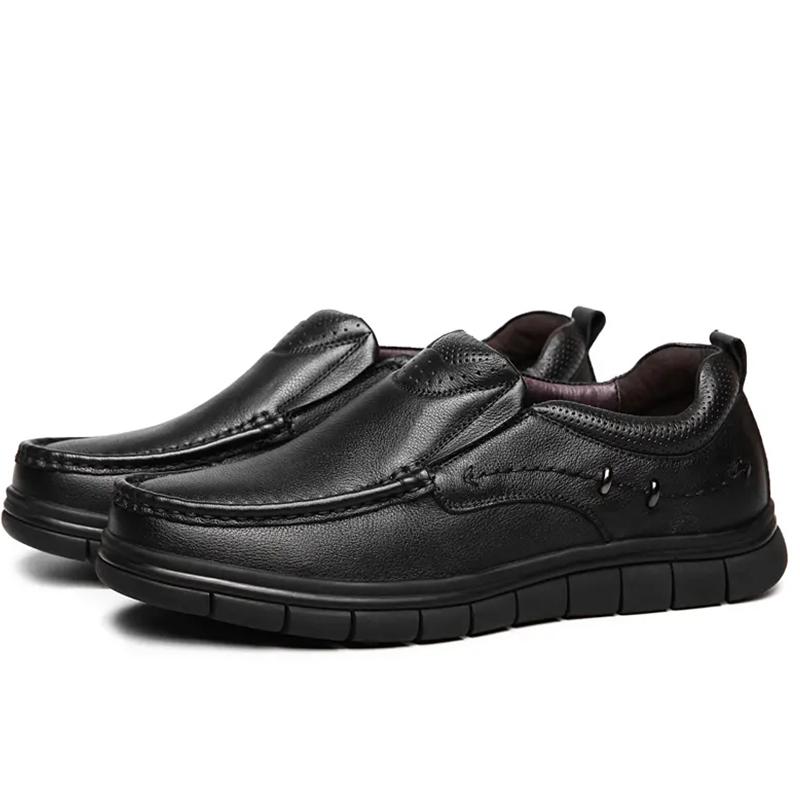 New Genuine Leather Casual Shoes for Men Handmade Slip on Flats Versatile Outdoor Walking Footwear Loafers Breathable Sneakers