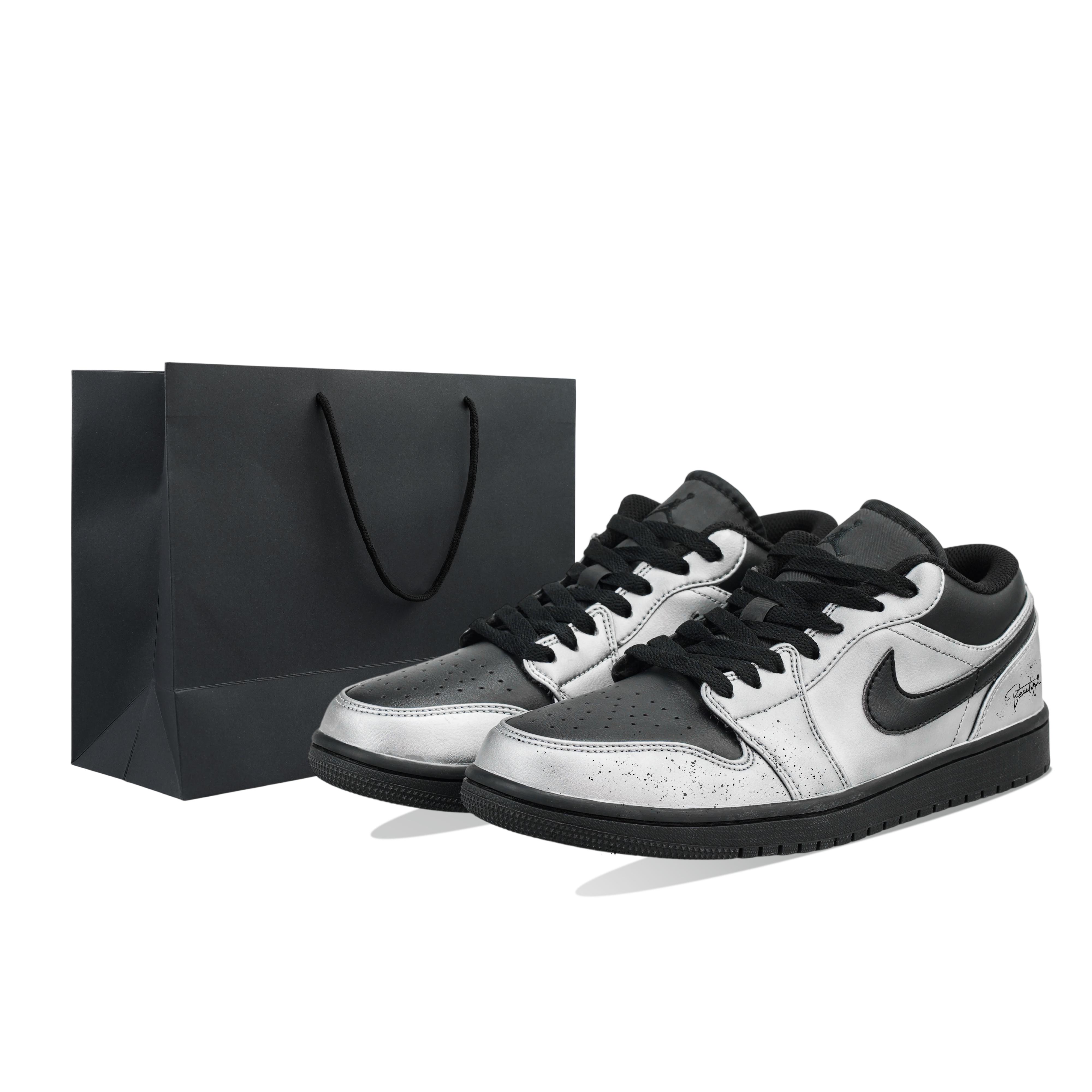 

Jordan Air Jordan 1 Low Triple Black Warrior, Silver Armor Style Cow Leather, Leather Abrasion Resistant Low top 553558-093(Team695-) 41