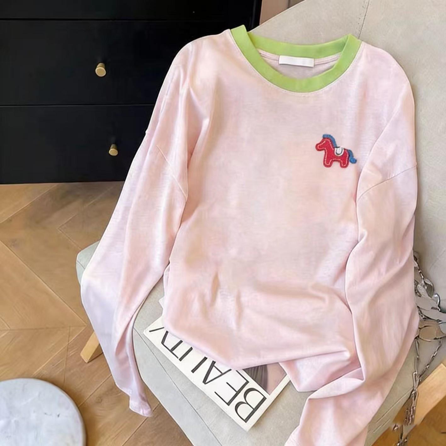 

Plus Size Red Little Pony Snowflake Patchwork Cotton Long Sleeve Women s T-shirt, 2026 Versatile Casual Base Layer M (80-100 jin)