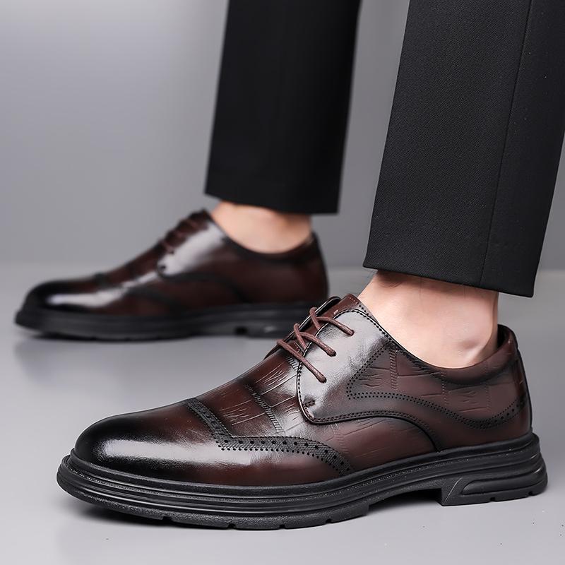 Fashion Sneakers Mens Dress Shoes Retro Male Leather Business Male Baroque Shoes Casual Outdoor Mens Oxford Footwear