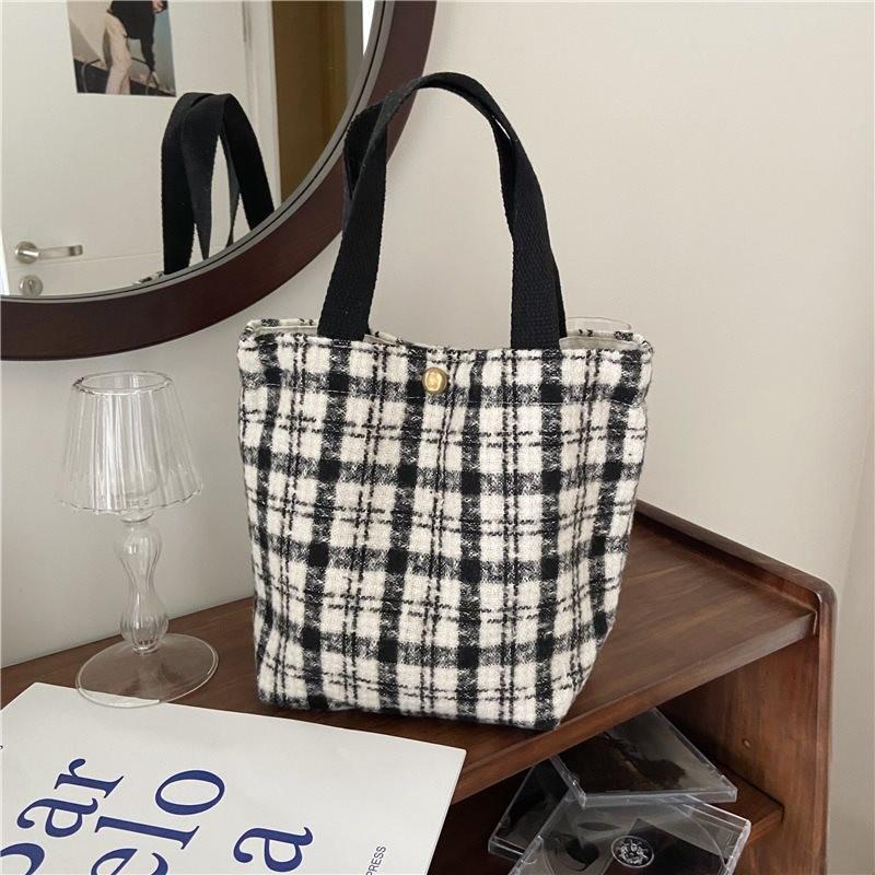 Stylish Ins Checkered Woolen Lunch Bag Chic Minimalist Tote For Everyday Use