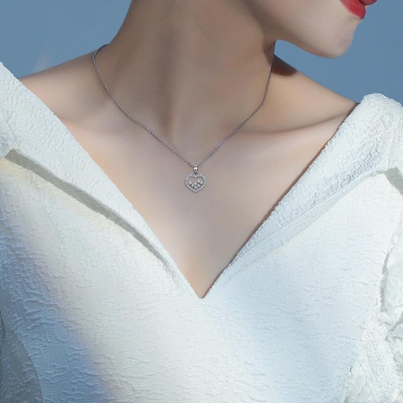 S925 silver heart necklace versatile niche design European and American style love neck chain sterling silver collarbone chain