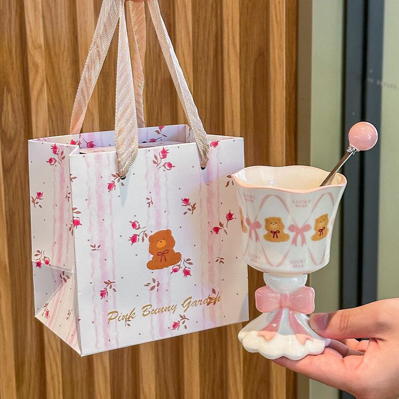 Give Your Best Friend a Birthday Gift, Cute and High-value Bear Cup, Soft and Cute Ceramic Mug, and Female Souvenir Gift Box.