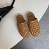Im Sommer 2025 tragen die neuen gewebten atmungsaktiven Ein-Pedal-Muqin-Birkenstocks flache Taschenköpfe und halbe Pantoffeln.