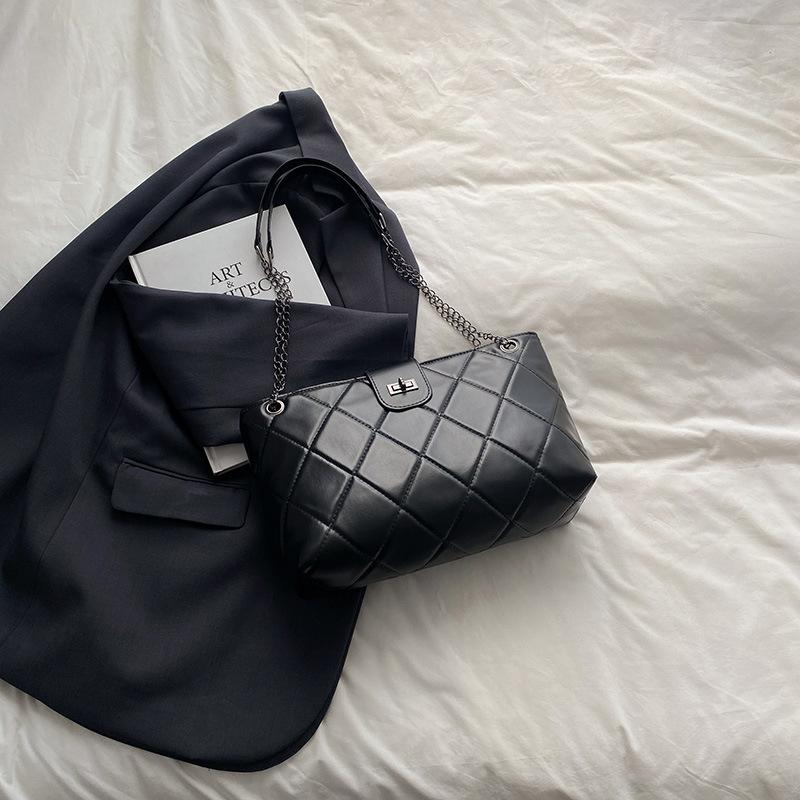 Commuting to work, large-capacity diamond tote bag, women's 2025 summer new simple and fashionable small fragrant shoulder bag