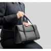 MALTA Formale Tasche, Groß, Schwarz, Rindsleder, Geeignet für Hochzeiten, Beerdigungen, Einweihungszeremonien, Abschlussfeiern und andere Zeremonien. Perfekt für