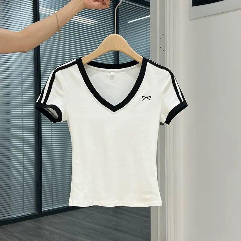 Dámský pikantní dívčí zeštíhlující letní top s krátkým rukávem, kontrastní barvou a V-výstřihem, patchwork