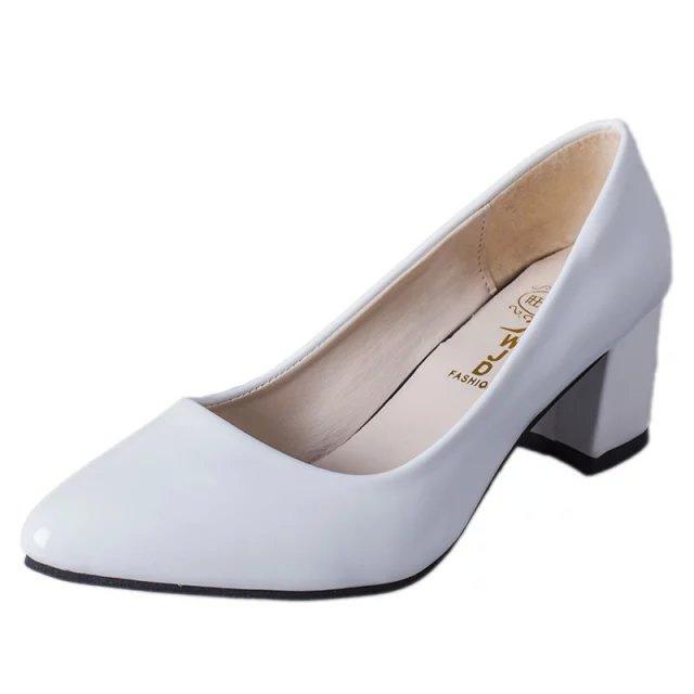 

Осень новая мода туфли-лодочки на высоком каблуке женские с мелким вырезом заостренный носок лакированная кожа толстый каблук конфетного цвета женская обувь свадебная обувь 34 белый