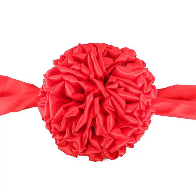 Церемониальный красный шелковый цветок