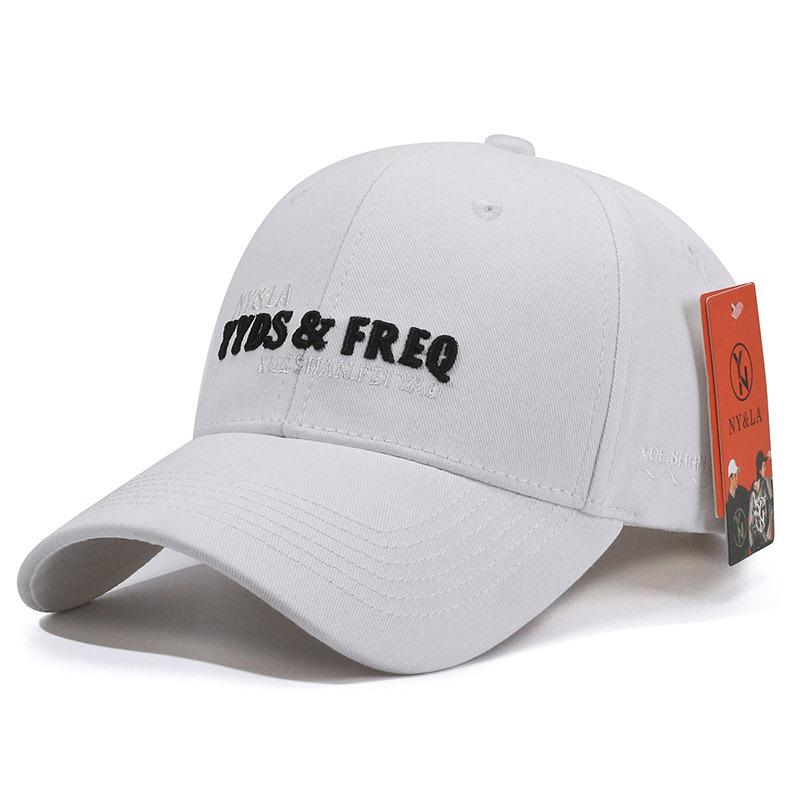 

New casual fashion versatile men s and women s mountaineering baseball белый