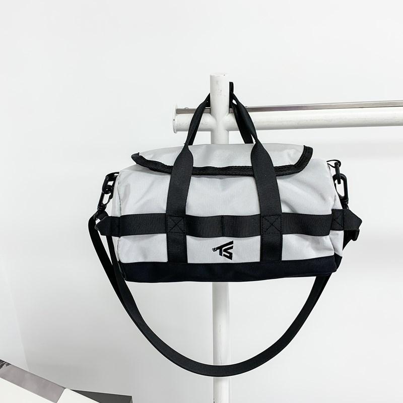 Мужская легкая сумка через плечо — фото 14