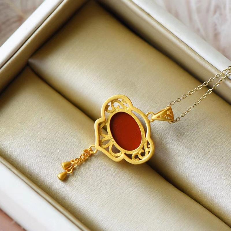  Bella Box Nuevo Estilo Temperamento Cera Roja China Colgante Ahuecado Cadena de Clavícula de Moda para Mujer Charm Cena Fiesta para el día de la Madre