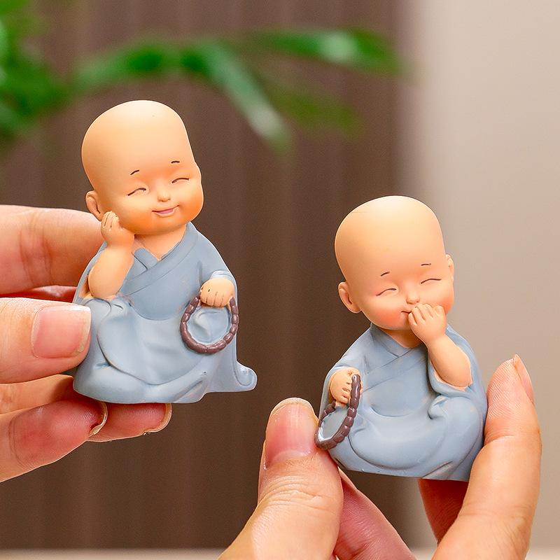 Zen Monk Figurine: Cute Little Novice for Tea Table or Office Desk Decoration