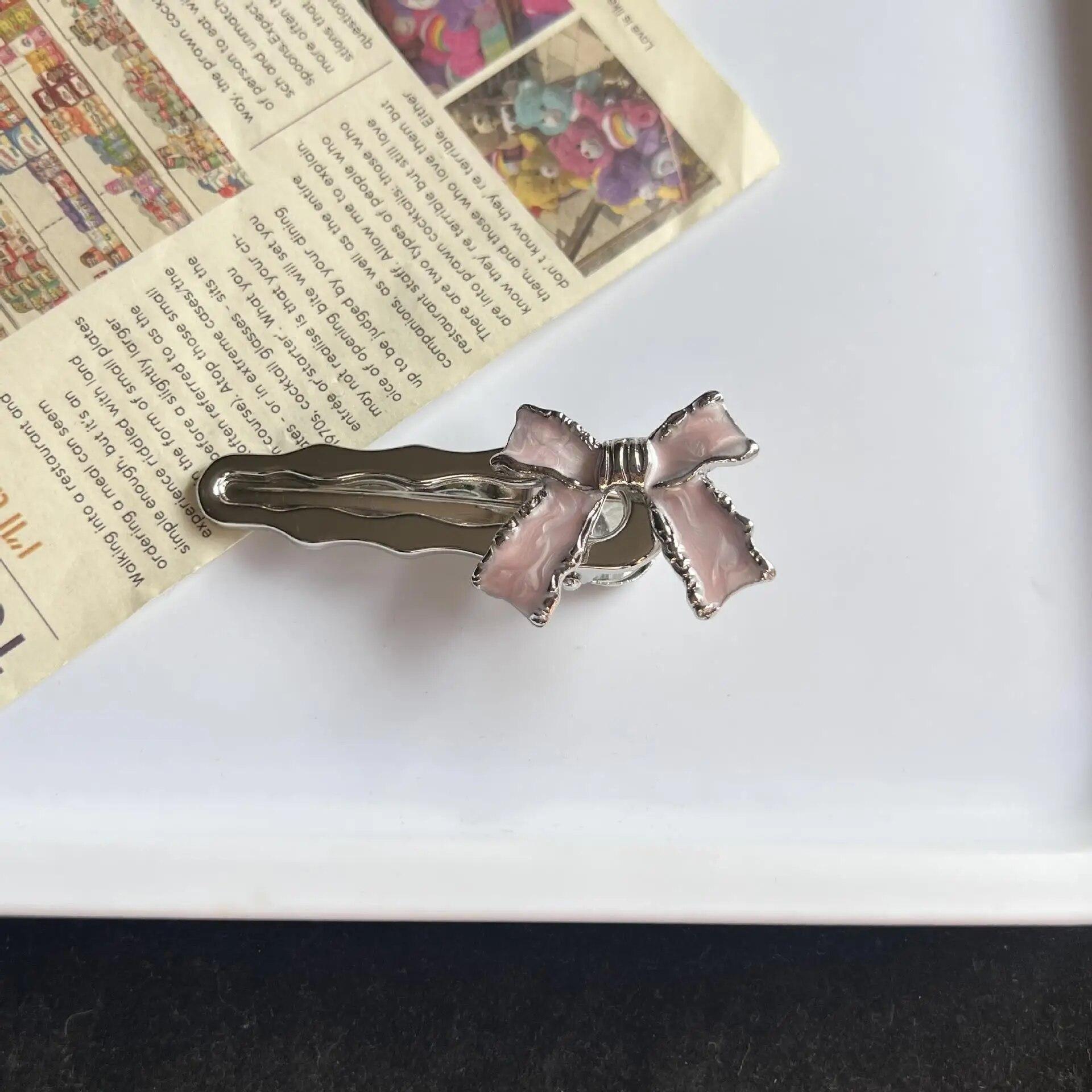 

Простая металлическая заколка в виде утконоса, крокодиловая вьющаяся шпилька, заколки, держатель для прически, пушистые корни волос, салонная стрижка, головные уборы, заколки для волос 1pc