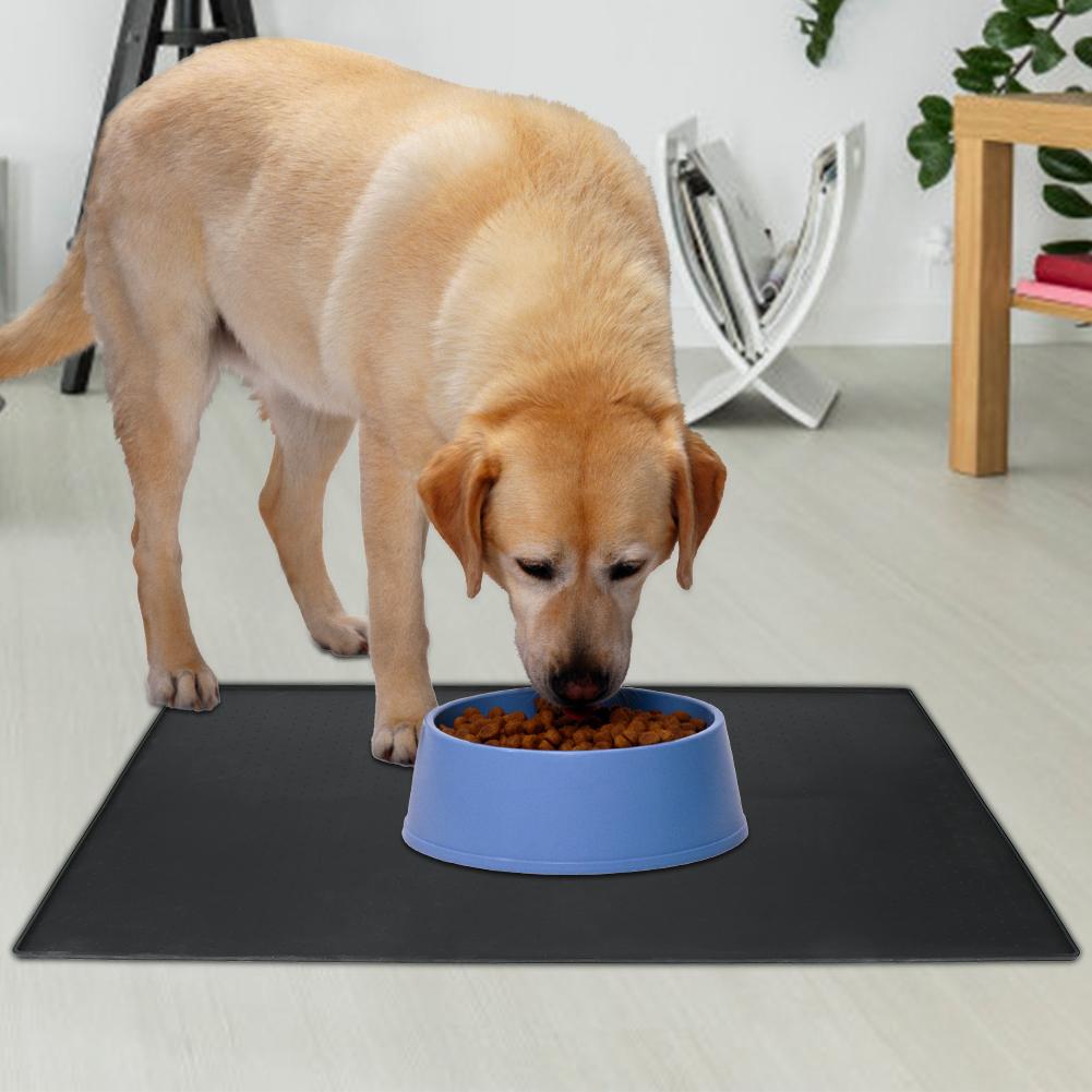 Wasserdichte Schwarze Silikonmatte Rutschfeste Haustier Hund Katze Futtermatte Futter Wasser Platzmatte zum Essen Auto Reisen