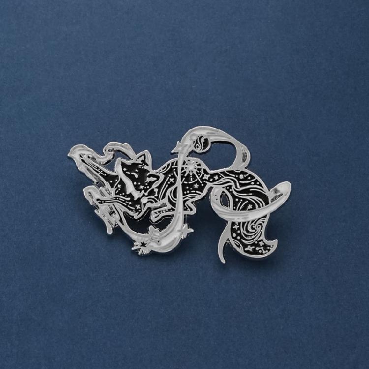 Sturdy Zinc Alloy Foxes Pin Featuring Starry Detailing Secure Clasp Foxes Brooch Ideal For Casual Or Formal Occasions