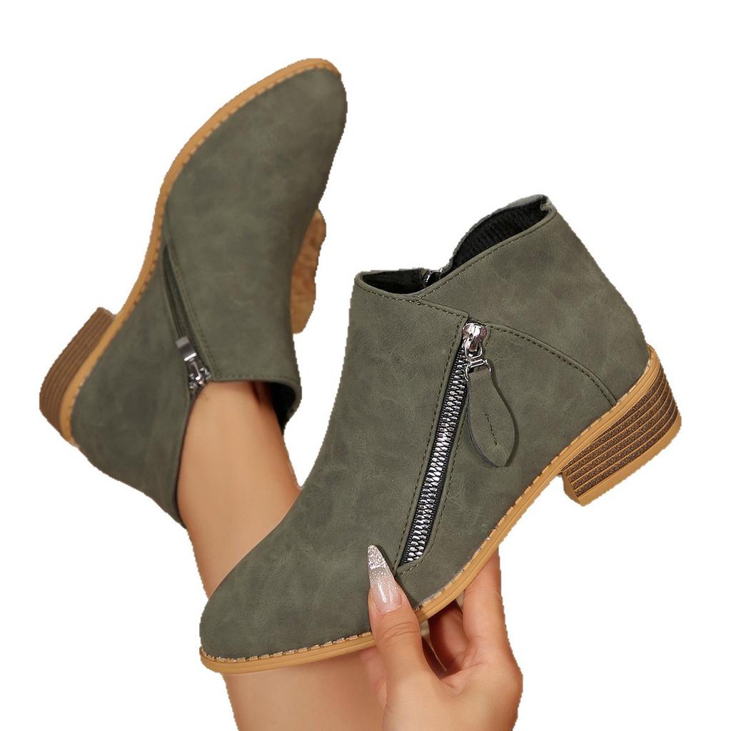 2025 Außenhandel neue Herbst- und Winter Damen Stiefel mit dickem Absatz und spitzer Zehenpartie Übergröße Seitenreißverschluss einfarbig äußere kurze Stiefel