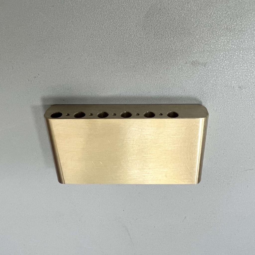 Pure Copper Base Electric Guitar Bridge with Stainless Steel Components