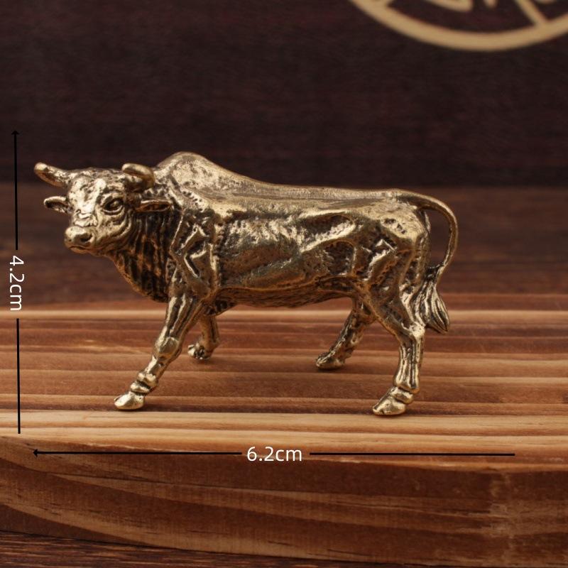 Vintage Copper Ornament Hanging Decoration Yellow Ox Year Creative Twelve Zodiac Feng Shui Ox Turn The Tide Tea Pet