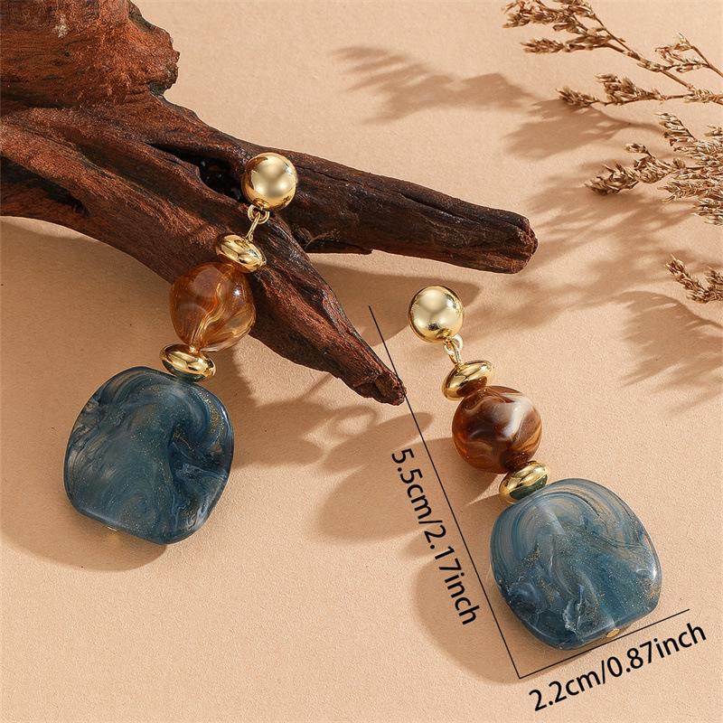 Fall/Winter New Style High-Class and Elegant Acrylic Pendant Earrings, Fashionable and Versatile Luxury Earrings