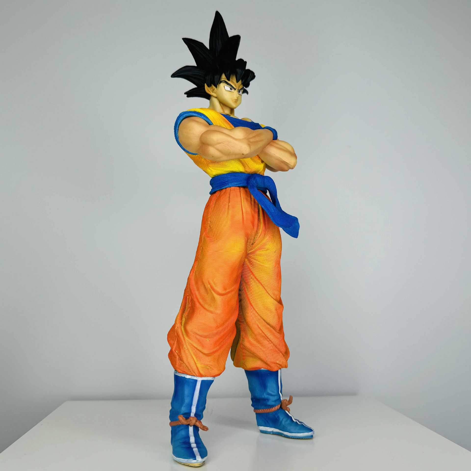 

Super Saiyan Goku Black Hair Action Figure Ornament Statue