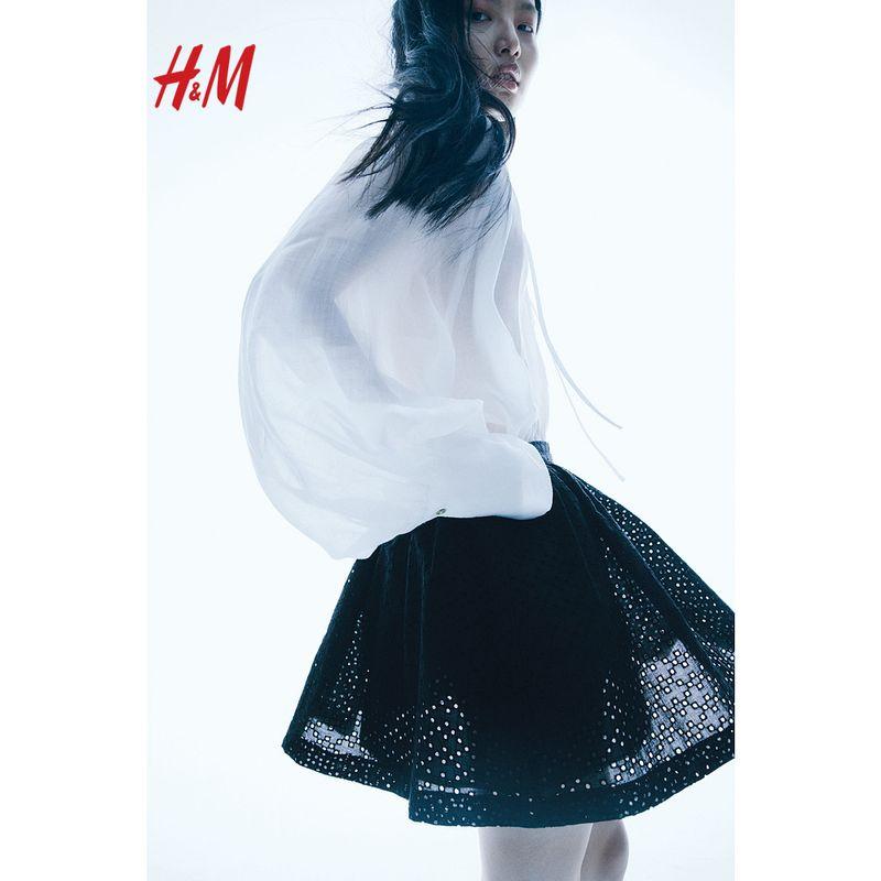 

HM Skirt 2025 Summer New Hollow Embroidery Mini Skirt 1276164 Black 150/60