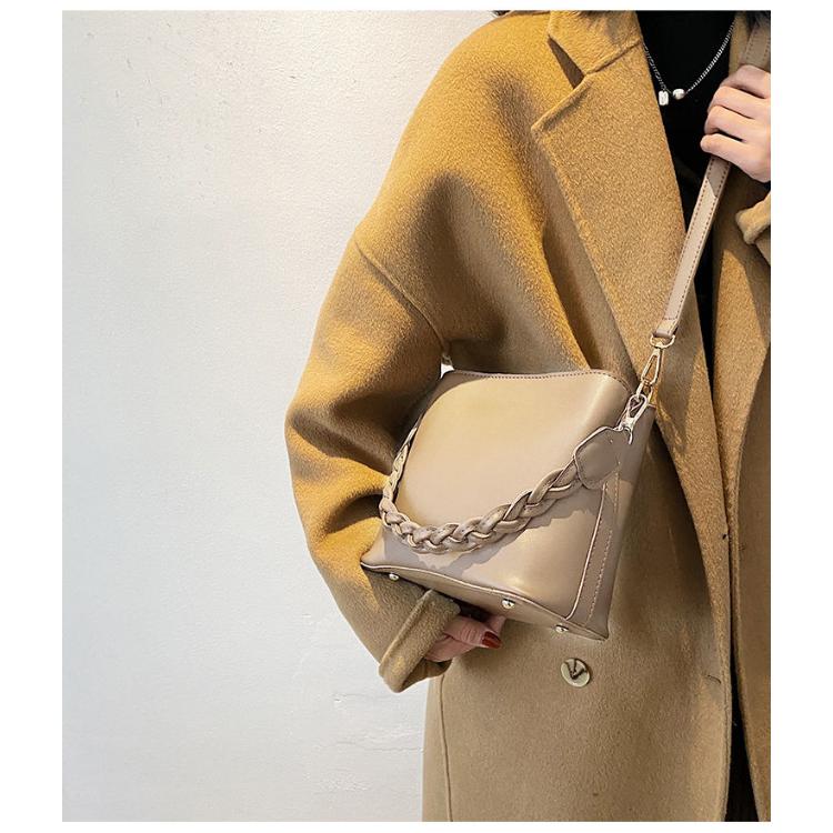 Women's Handbag Fashion Solid Color Versatile Retro Single Shoulder Crossbody Bag Underarm Bucket Bag