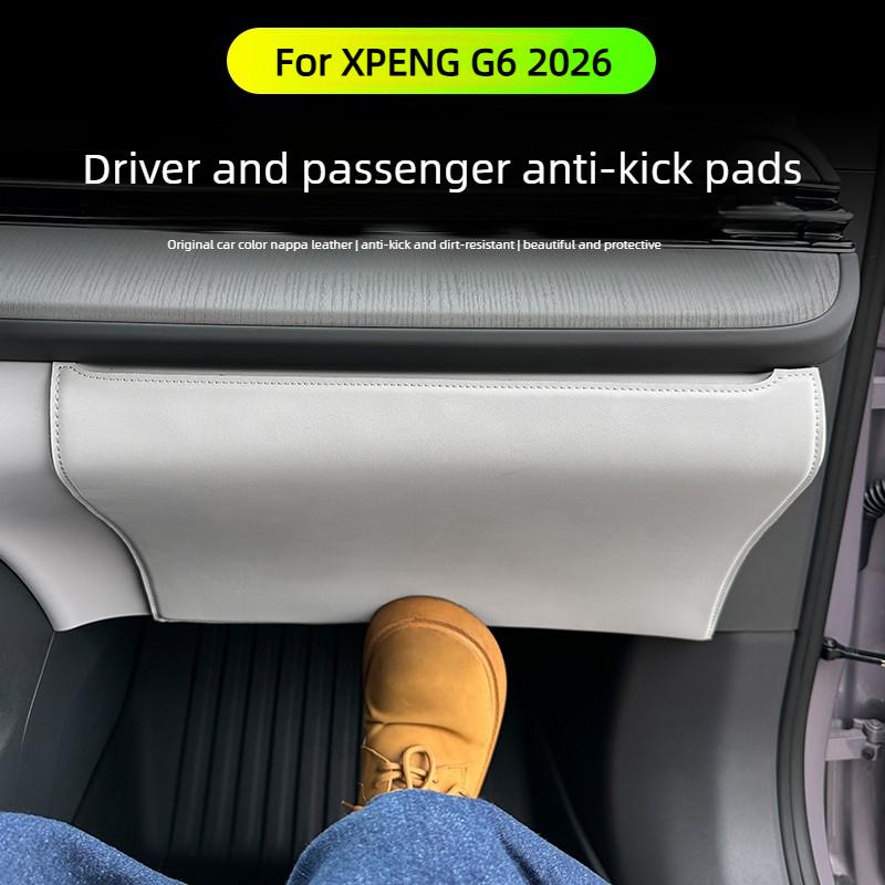 Per XPENG G6 2026 Colore Originale Auto Tappetini Anticalcio Lato Guidatore e Passeggero Pad Protettivo in Pelle Accessori Interni Auto