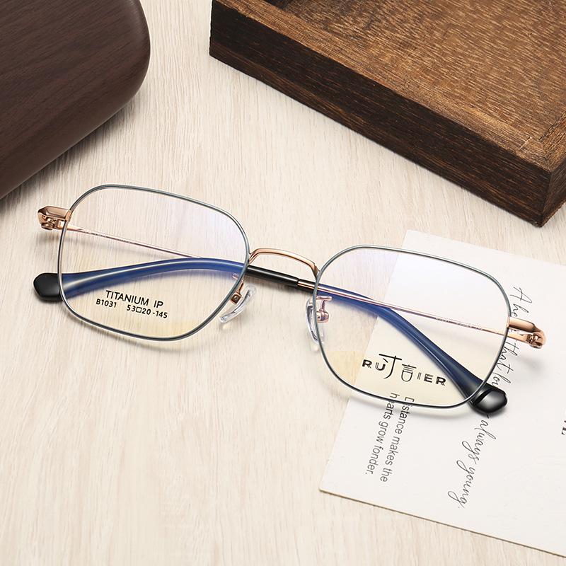 Ultra-light Pure Titanium Myopia Glasses Frame – Square Fashionable Business Style