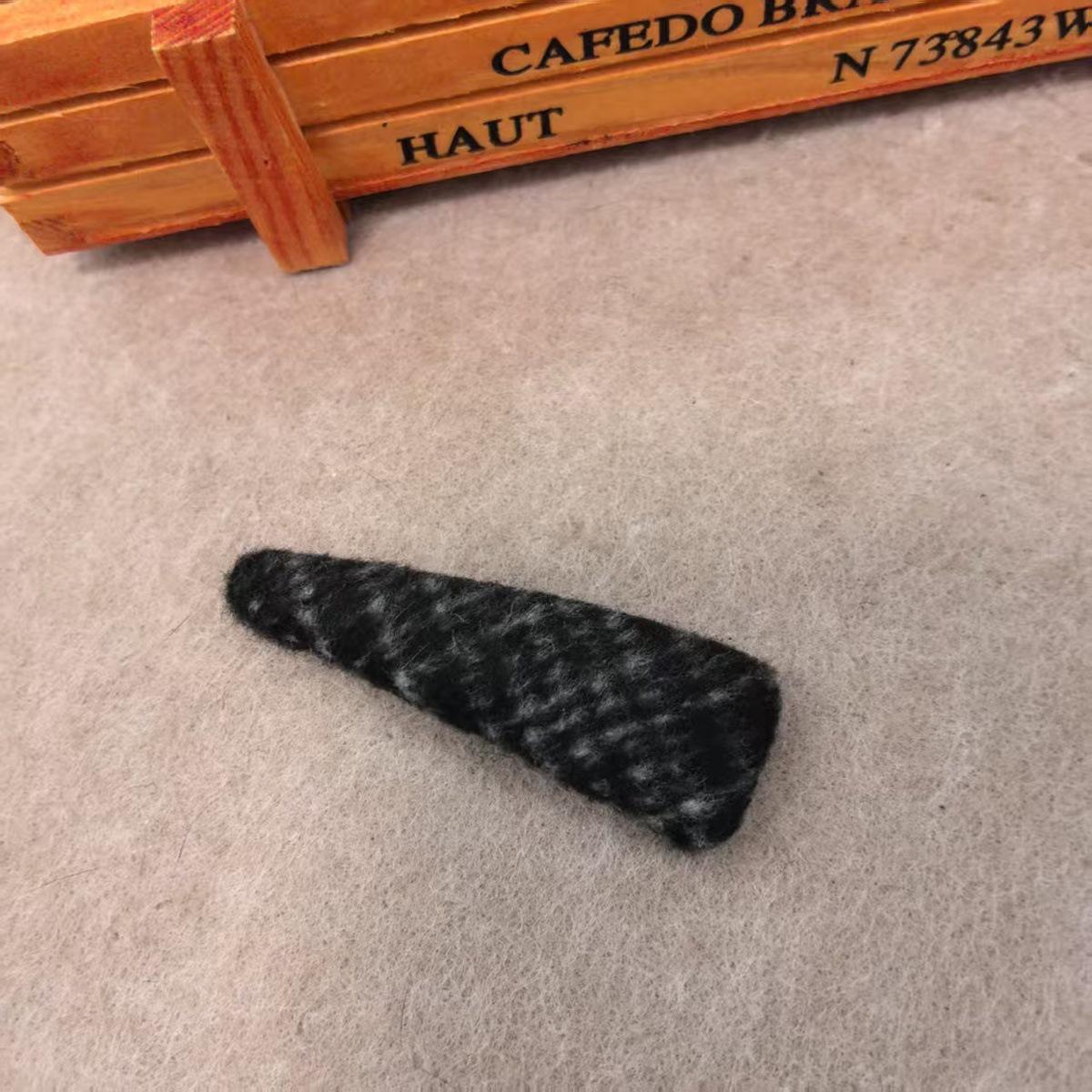 Retro Hong Kong Geometric Oval Hair Clip: Versatile, Simple BB Hairpin Accessory