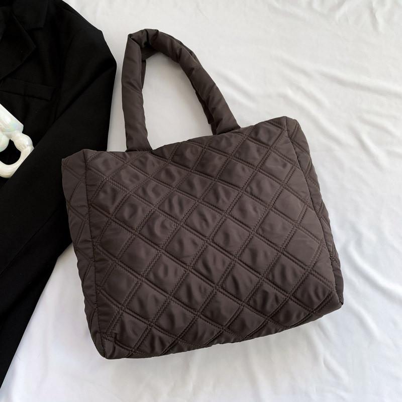 Chic Cotton Tote Bag For Women Versatile Casual Handheld And Shoulder Carrying Bag Stylish And Functional